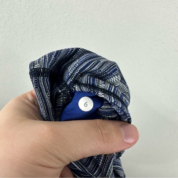 Lululemon Space Dye Twist Sapphire Blue Wunder Under Crop III Leggings Size 6 - Picture 5 of 5